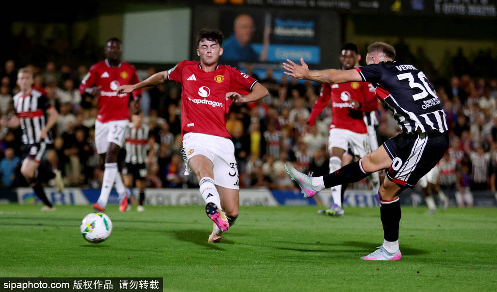 脸都不要了!格林斯比战力排名第1304 总身价不够曼联零头