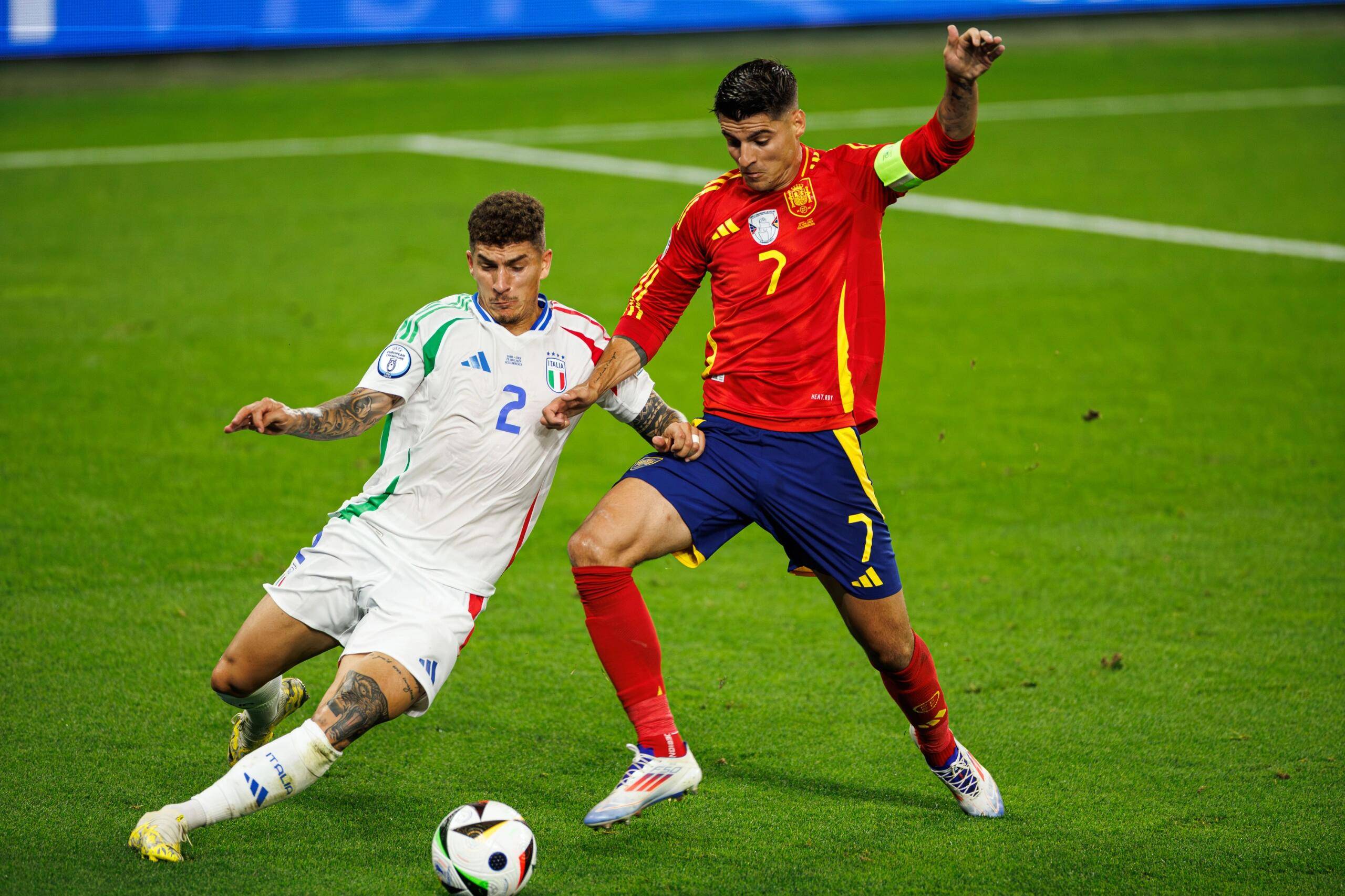 周日030法甲：洛里昂VS里昂，法甲恩怨局！洛里昂 VS 里昂生死较量